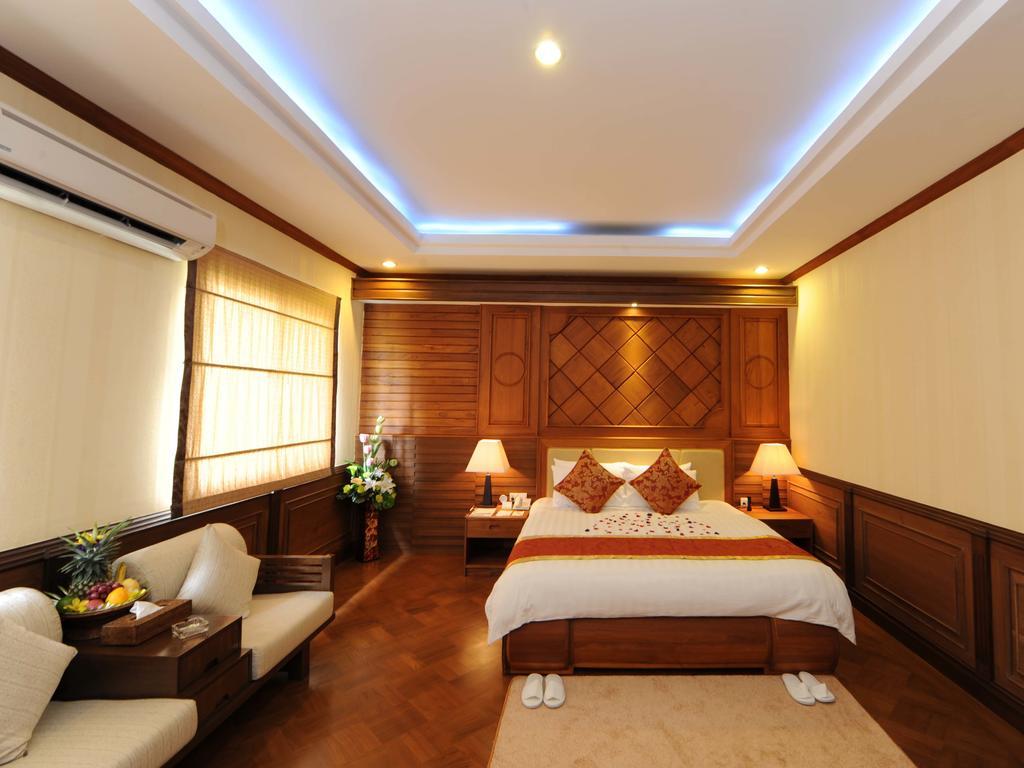 The Golden Lake Hotel Naypyidaw Экстерьер фото