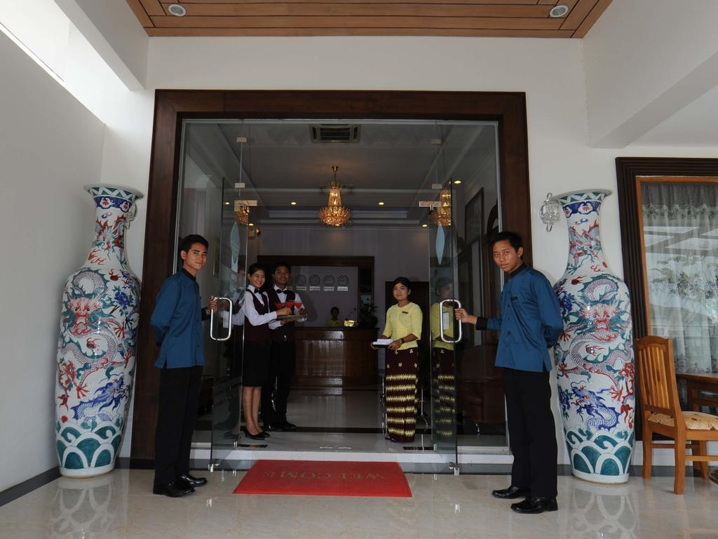 The Golden Lake Hotel Naypyidaw Экстерьер фото