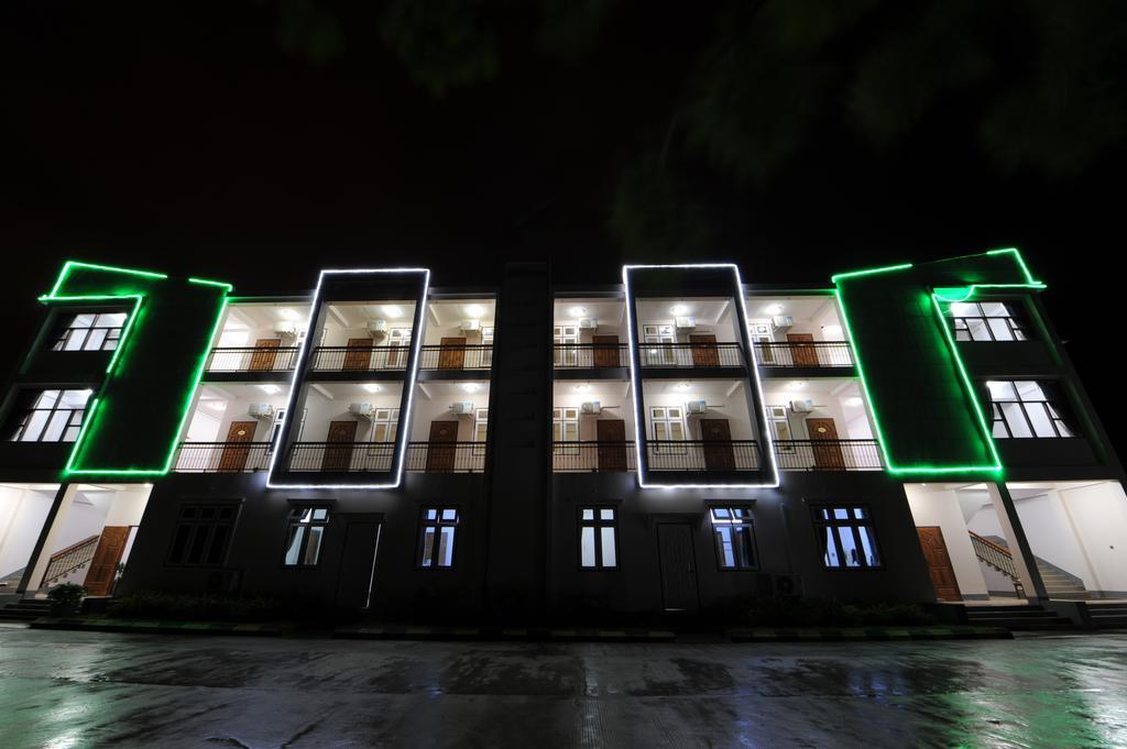 The Golden Lake Hotel Naypyidaw Экстерьер фото
